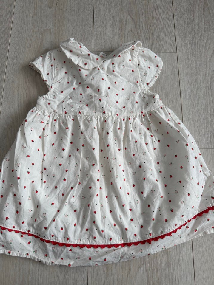 Çilek desenli beyaz Kız Çocuk Elbise - Görsel 3
