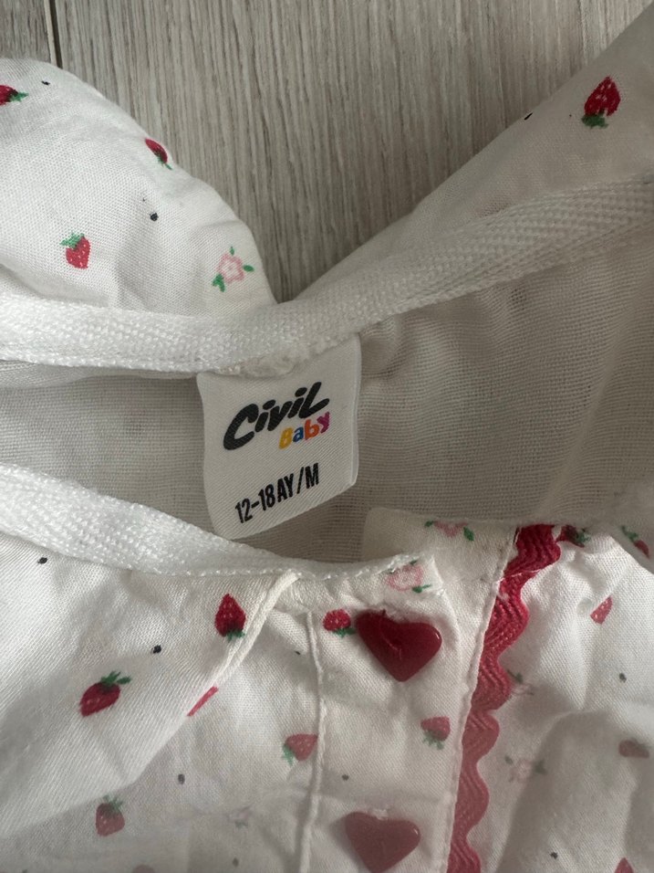 Çilek desenli beyaz Kız Çocuk Elbise - Görsel 2