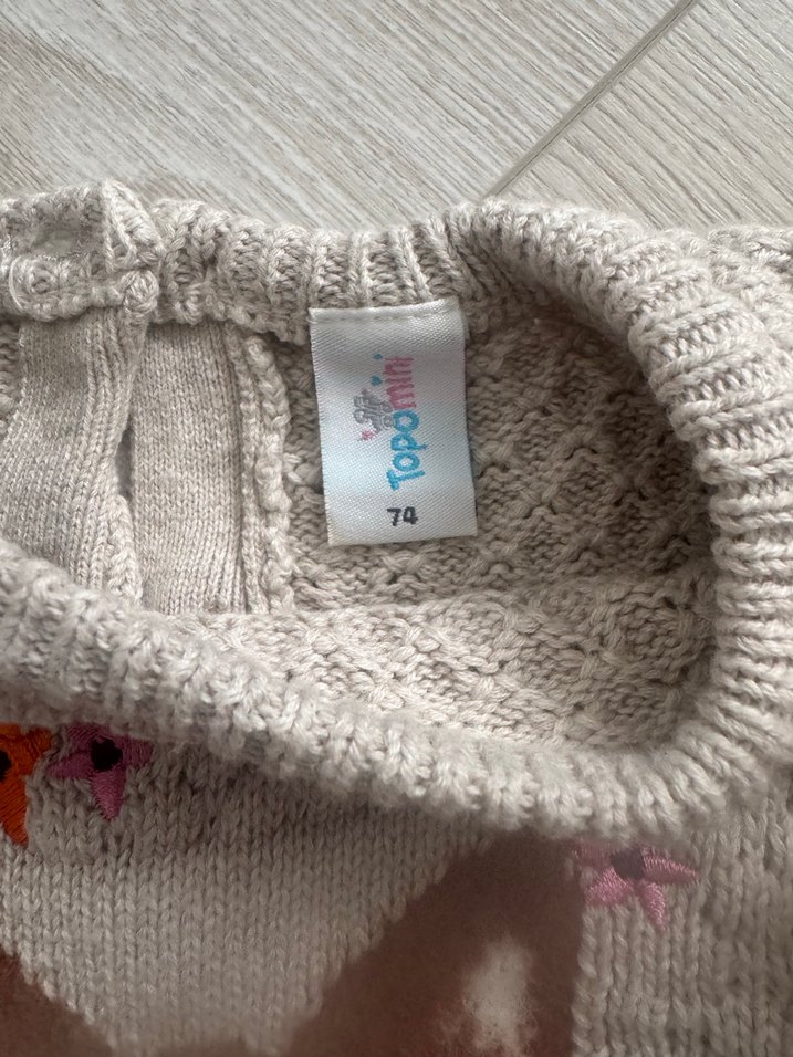 Nakışlı Gri Kız Çocuk Örgü Kazak - Görsel 3