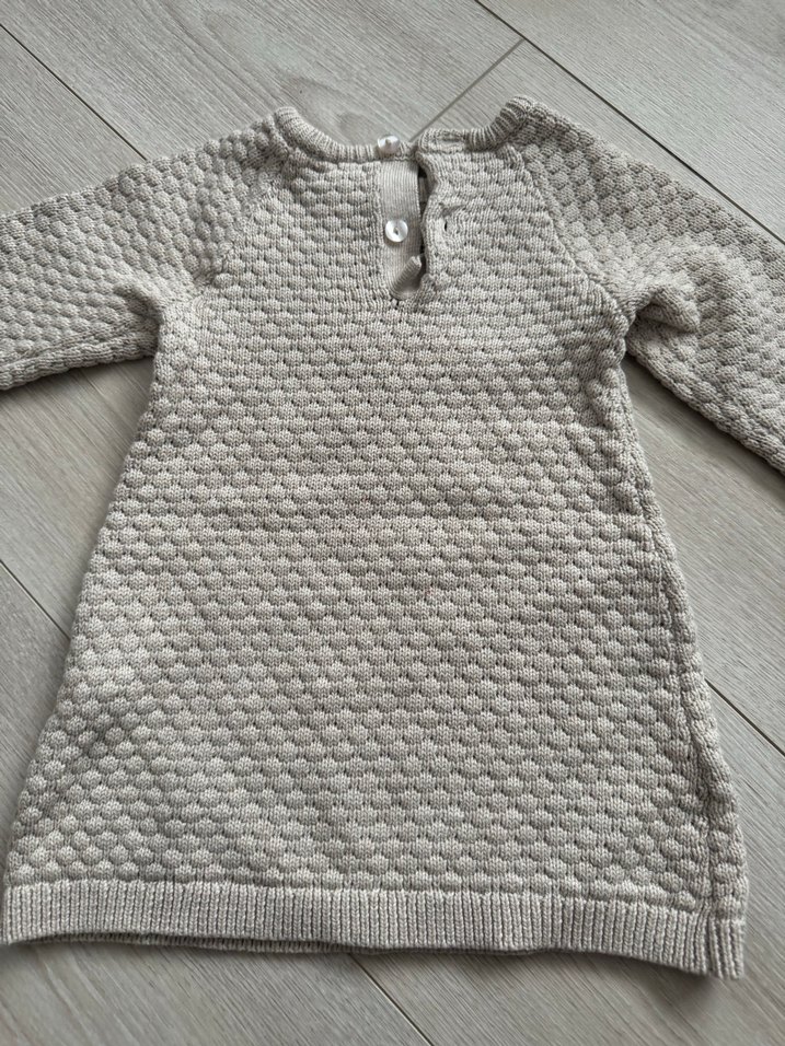 Nakışlı Gri Kız Çocuk Örgü Kazak - Görsel 4