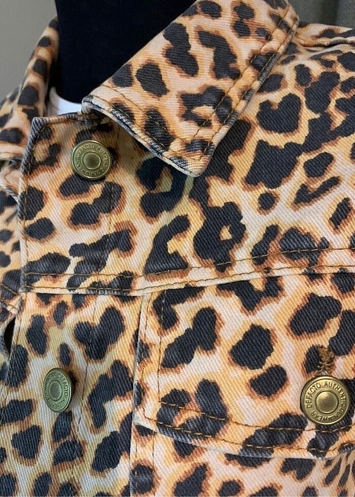 Leopar denim ceket - Görsel 3