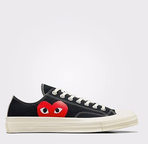 Converse X Comme Des Garçons Play Chuck
