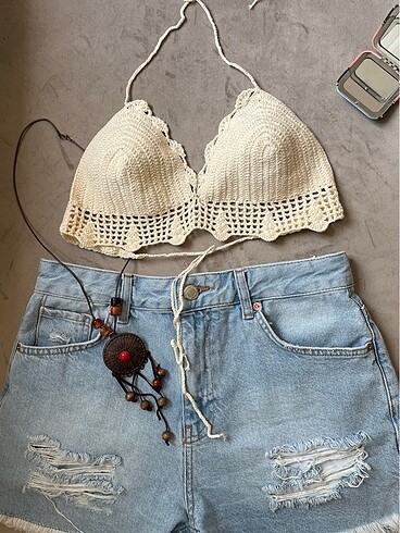 Bikini üstü