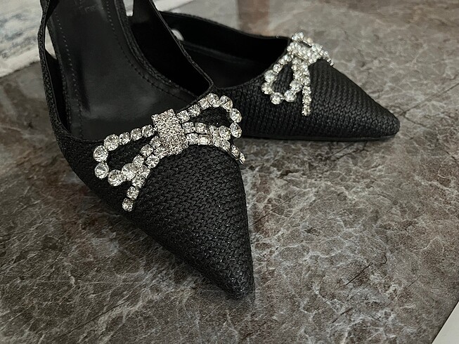 Elle Shoes