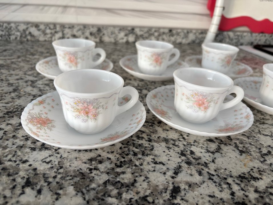 Beyaz Çiçek Desenli 6'lı Kahve Fincanı Seti - Görsel 2