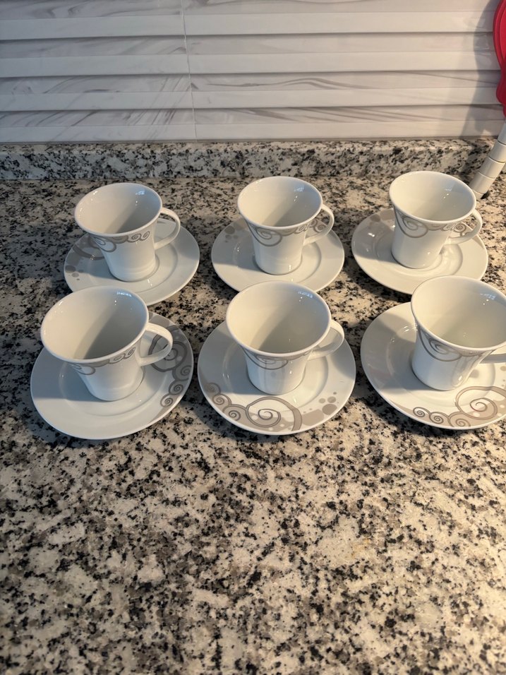 Gri Desenli Beyaz Kahve Fincan Takımı - Görsel 3