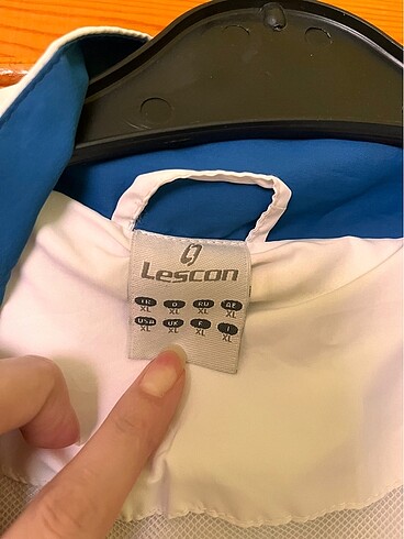 xl Beden Lescon