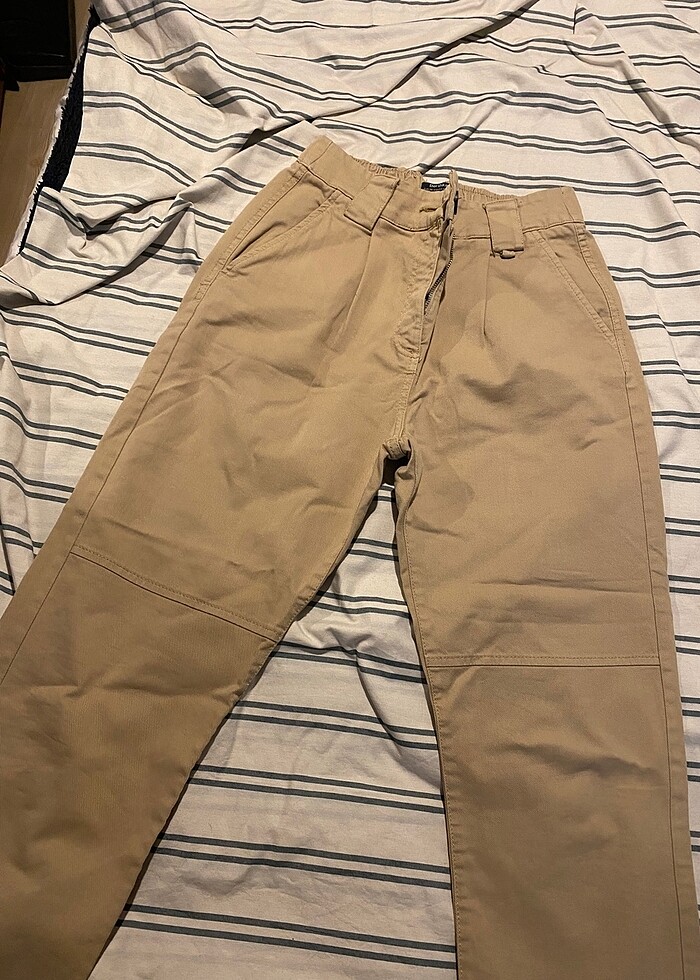 Bershka kargo pantolon - Görsel 2