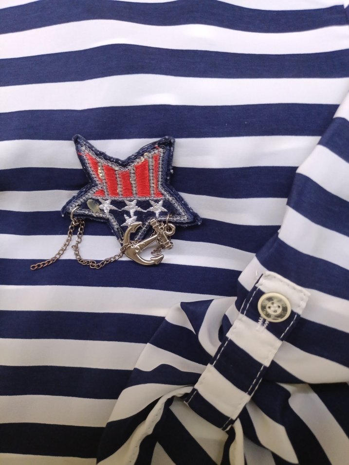 Kısa Kollu Mavi Çizgili  Tişört - Görsel 4