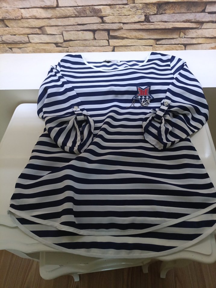 Kısa Kollu Mavi Çizgili  Tişört - Görsel 3