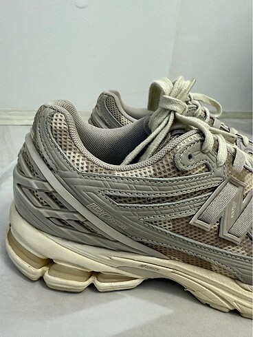 42.5 Beden New balance 1906r
