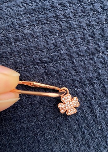 Diğer Gold rose renkli 925 ayar gümüş küpe