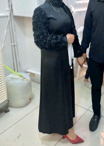 Kadın saten Siyah Uzun Kol Detaylı Abiye Elbise