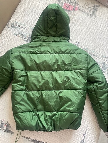 38 Beden yeşil Renk Şişme mont