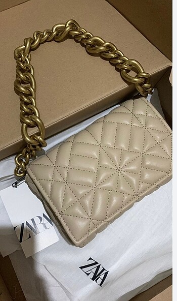 Zara çanta