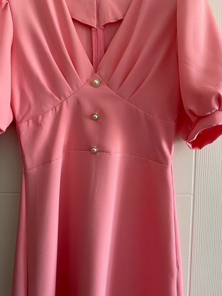 Düğmeli Pembe V Yaka Uzun Elbise - Görsel 2