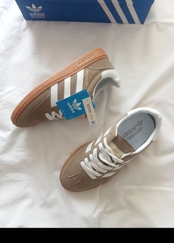 Bej Süet Adidas Spor Ayakkabı