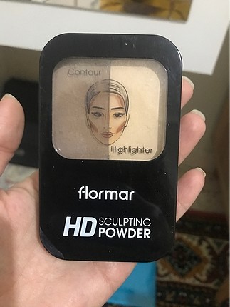 Floralar kontür pudra
