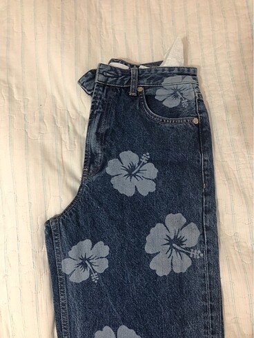 Zara çiçekli pantalon