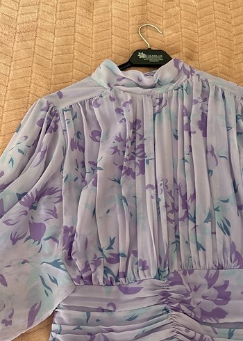 Kısa çok şık elbise - Görsel 4