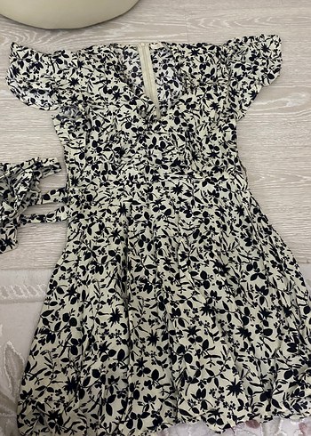 Stradivarius Mini elbise