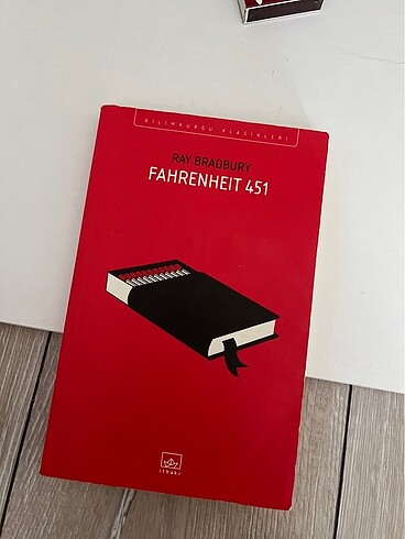 Fahrenheit 451