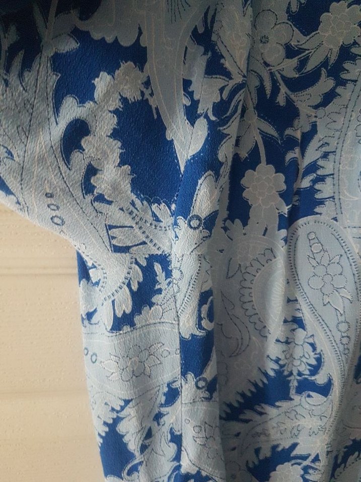 Mavi Desenli Bol Kesim Midi Pantolon - Görsel 5