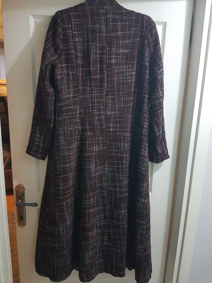 Bordo Düğmeli Uzun yünlü Kadın Kaban - Görsel 2