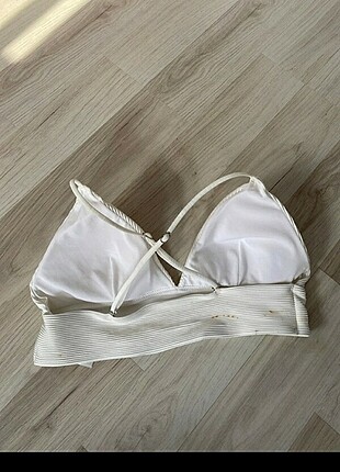 l Beden Bikini üstü