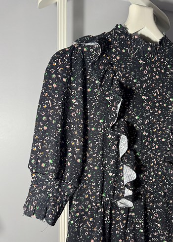 Fırfırlı desenli elbise - Görsel 4