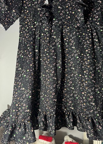 Fırfırlı desenli elbise - Görsel 5