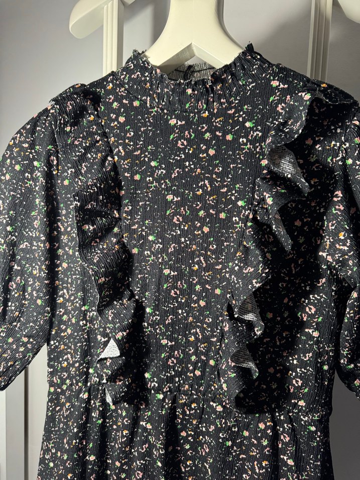 Fırfırlı desenli elbise - Görsel 3