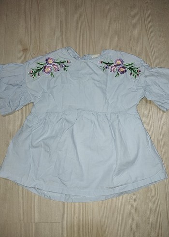 Nakışlı Mavi Kız Bluzu, Kısa Kollu, Gevşek Kesim - Görsel 3