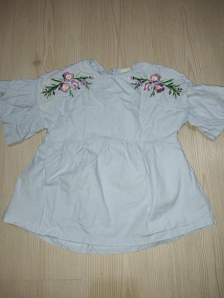 Nakışlı Mavi Kız Bluzu, Kısa Kollu, Gevşek Kesim - Görsel 3