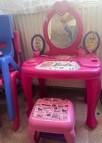 Barbie Temalı Renkli Pembe Çocuk Şifonyeri - Görsel 3