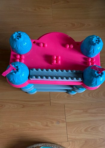 Renkli Pembe ve Mavi Oyuncak Kale - Görsel 8