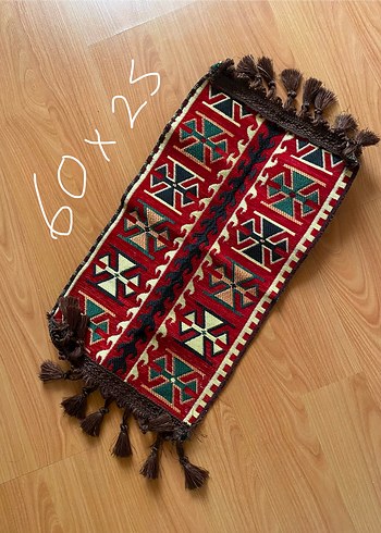 Diğer Nakis İslemeli Cok Renkli Geleneksel Kilim