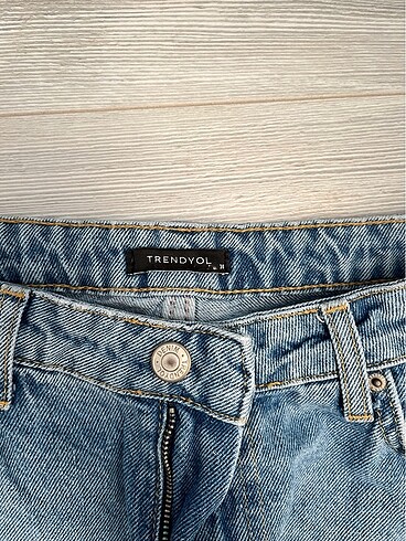 Trendyol & Milla Flare Jeans