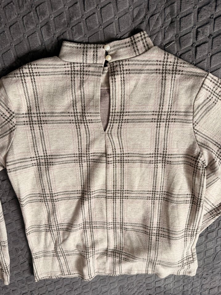 Nakışlı Dantel Detaylı Vintage Bej Bluz - Görsel 3