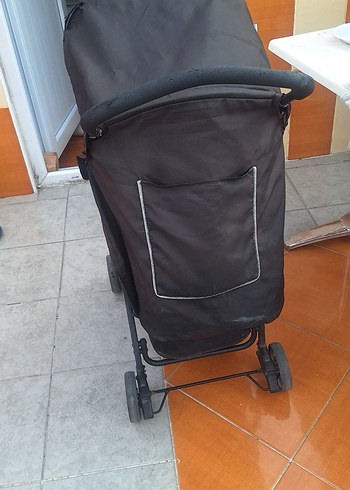 Gri Bebek Arabası Hafif ve Katlanabilir - Görsel 5