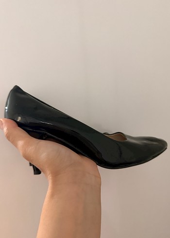 Kadın Siyah Rugan Stiletto Topuklu Ayakkabı - Görsel 2