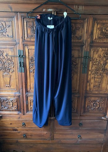 Balon paça, bol kesim pantalon(S)beden etiketli. - Görsel 8