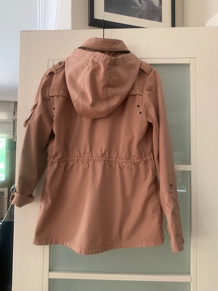 H&M. Pembe kadın parka. (38) beden - Görsel 2