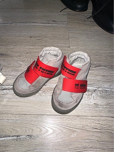 Zara zara bebek bot