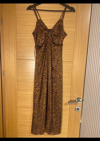 Kahverengi Zebra Desenli İnce Askılı Uzun Elbise - Görsel 3