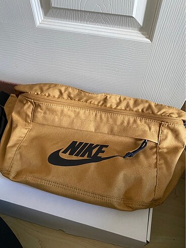 Nike bel çantası