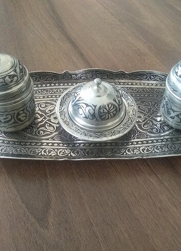 Antep işi bakır kahve sunum