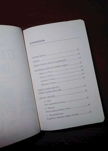  Beden Renk Ezoterik Tarot Kitabı - Tuğba Ersen