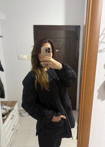 LC Waikiki Siyah Kapitone Kadın Kışlık Ceket