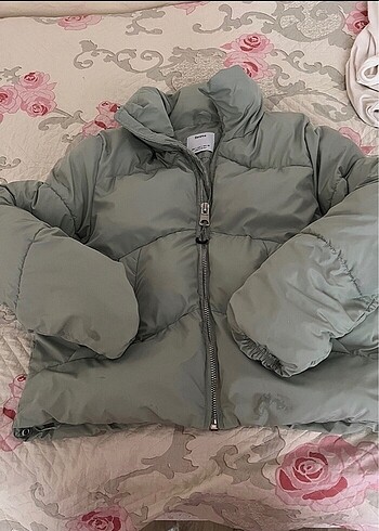 Mont yeni